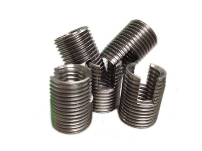 廠家直銷 大量供應(yīng) 自攻螺套 開槽自攻螺套圖片,廠家直銷 大量供應(yīng) 自攻螺套 開槽自攻螺套圖片大全,深圳市成智五金制品-